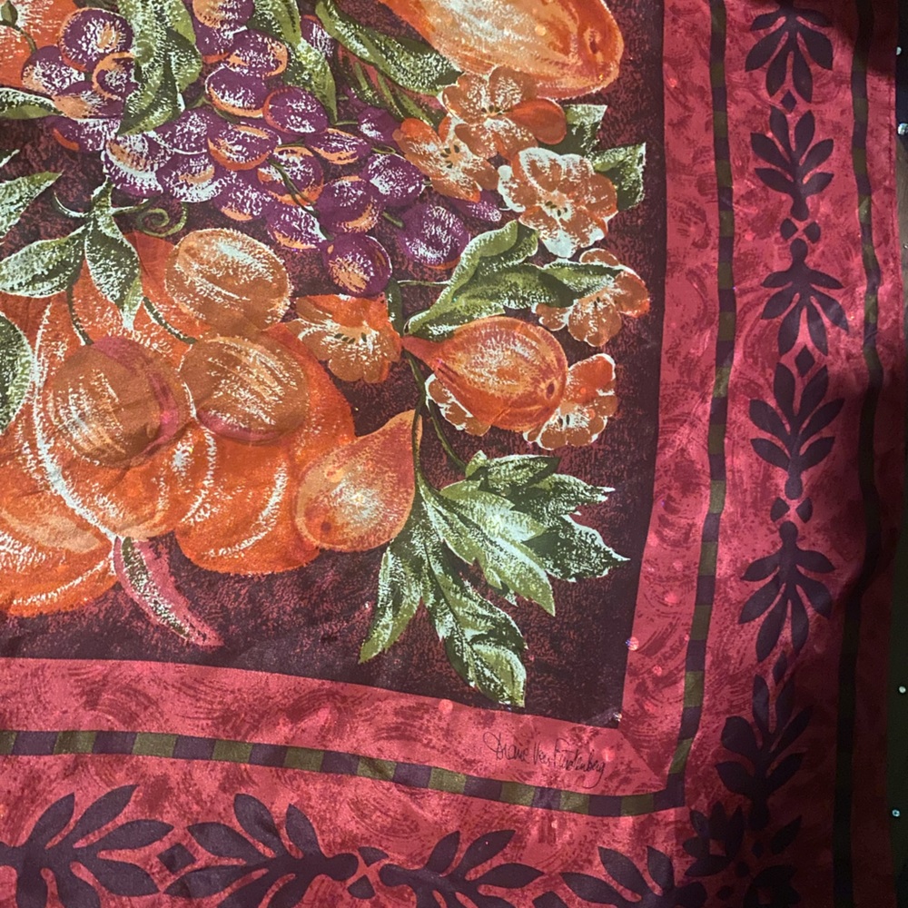 DIANE VON FÜRSTENBERG VNTG FRUITY MAGENTA PINK BLACK TWILLY SILK Scarf RARE LUX